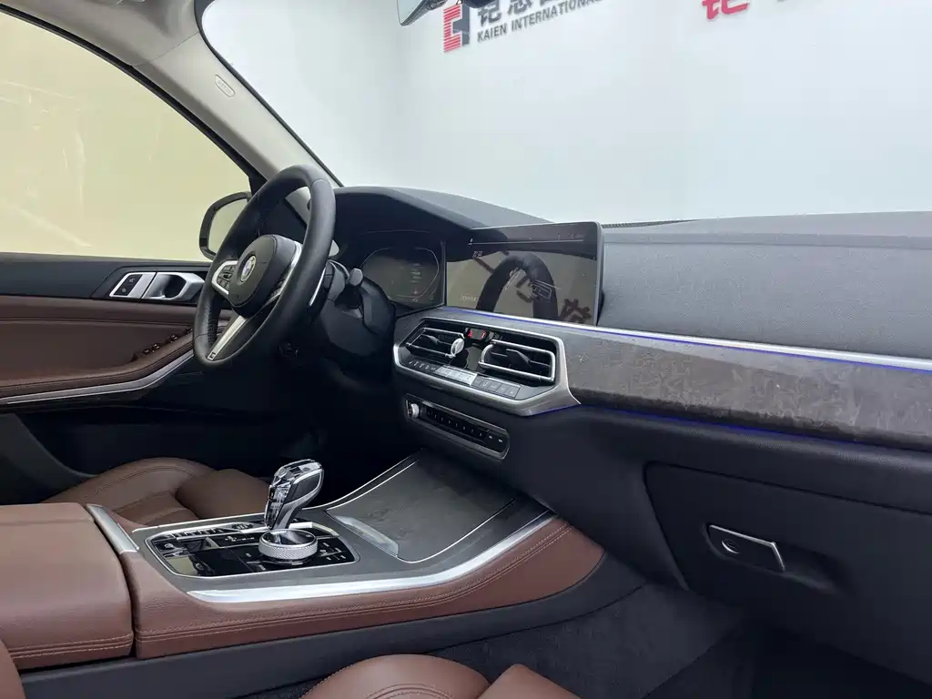 BMW X5 (Import) — миниатюра 11