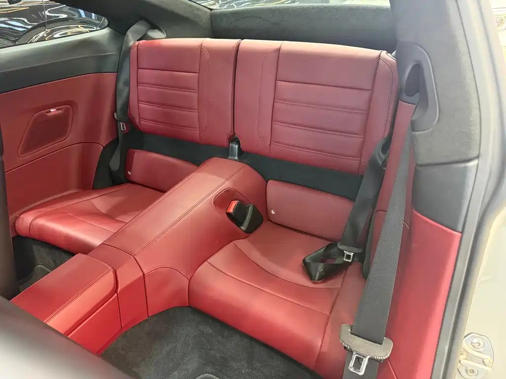 Porsche 911 2022 Turbo S 3.7T