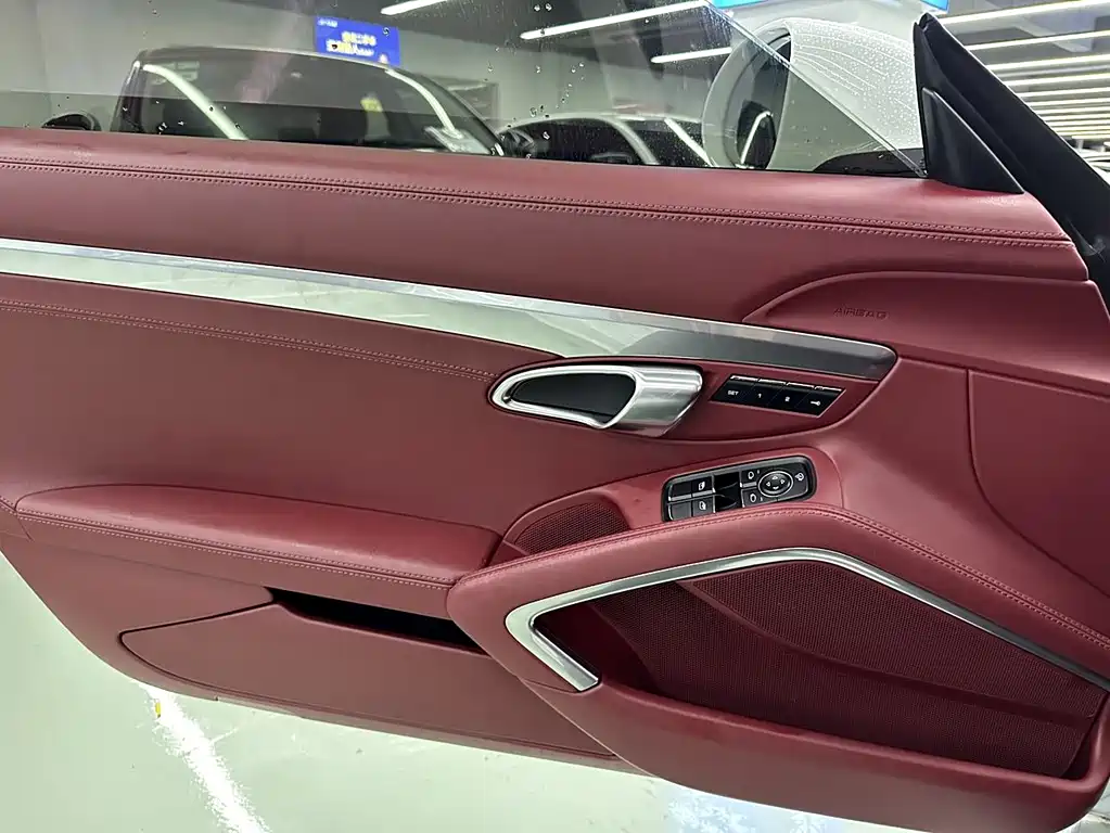 Porsche 718 2016 Boxster 2.0T