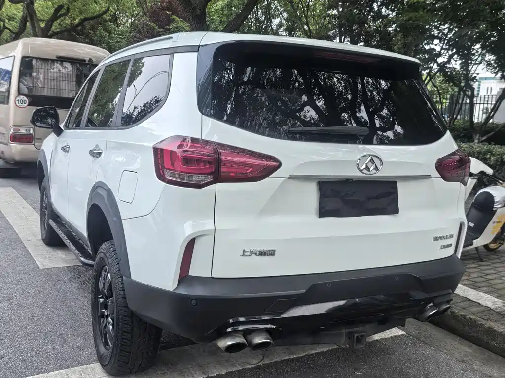 Maxus SAIC MAXUS D90 D90 2017 2.0T AT