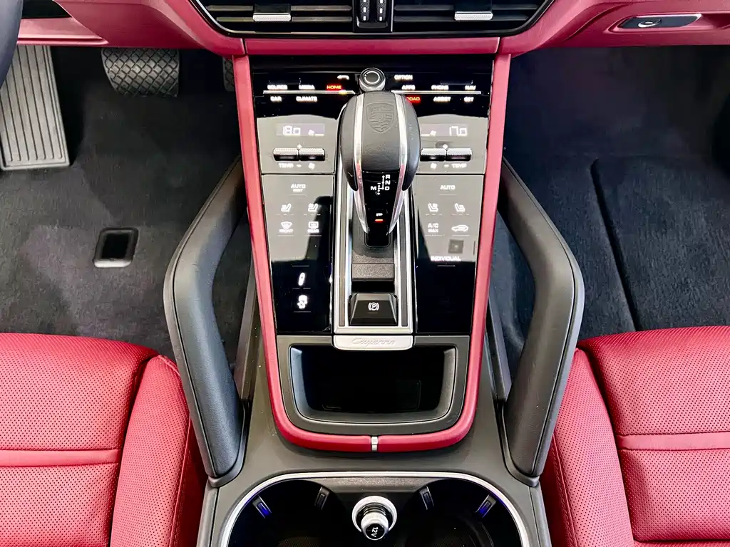 Porsche Cayenne Hybrid — миниатюра 18