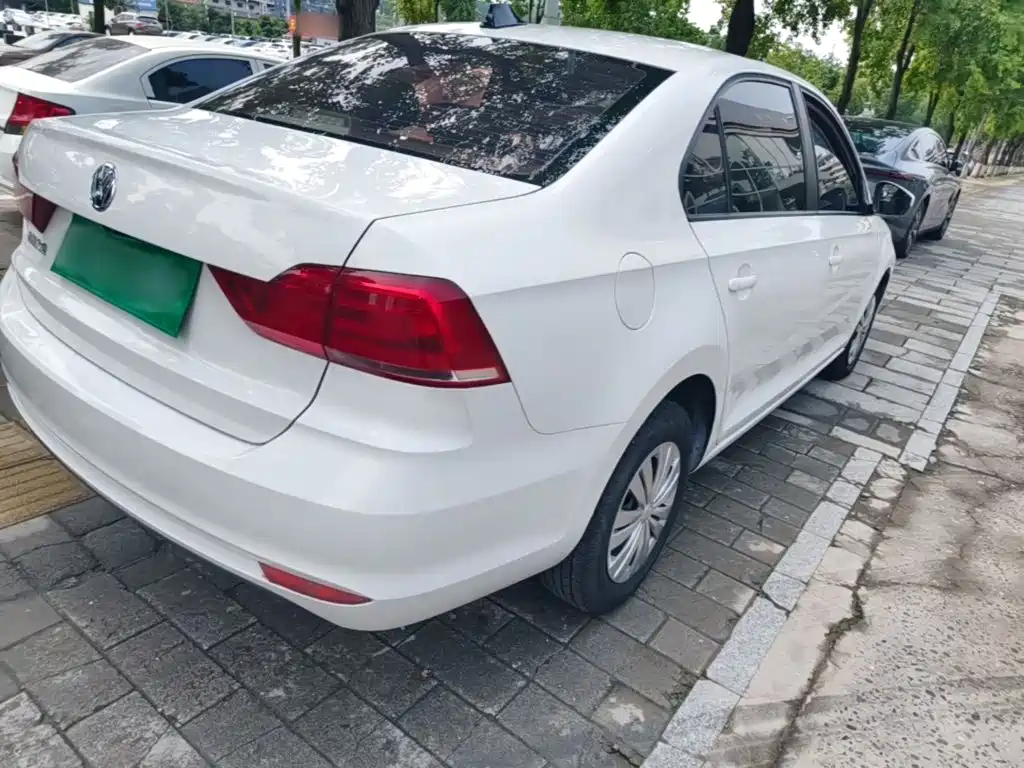 Volkswagen Santana — миниатюра 8