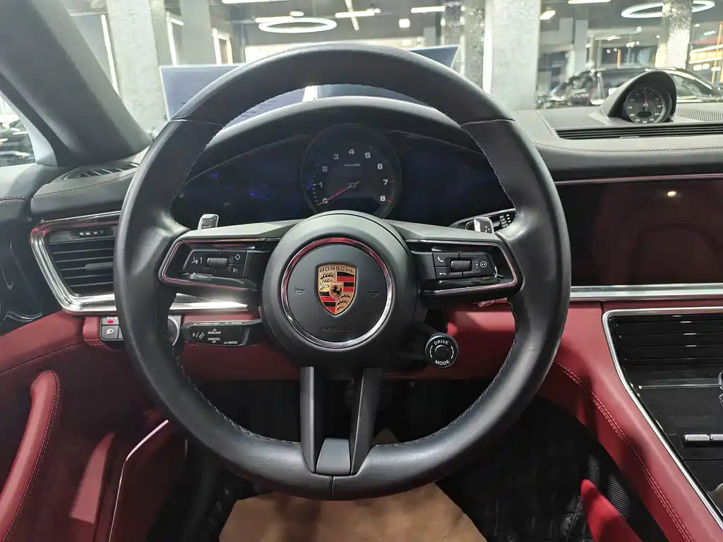 Porsche Panamera — миниатюра 5