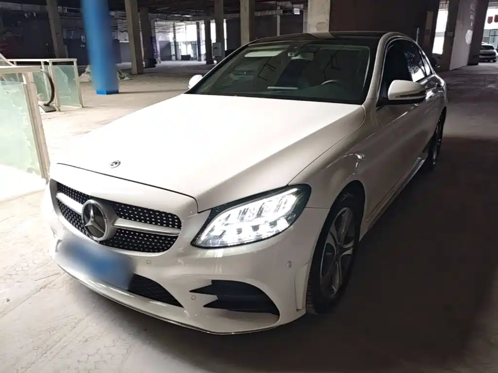 Mercedes-Benz C-Class — миниатюра 2