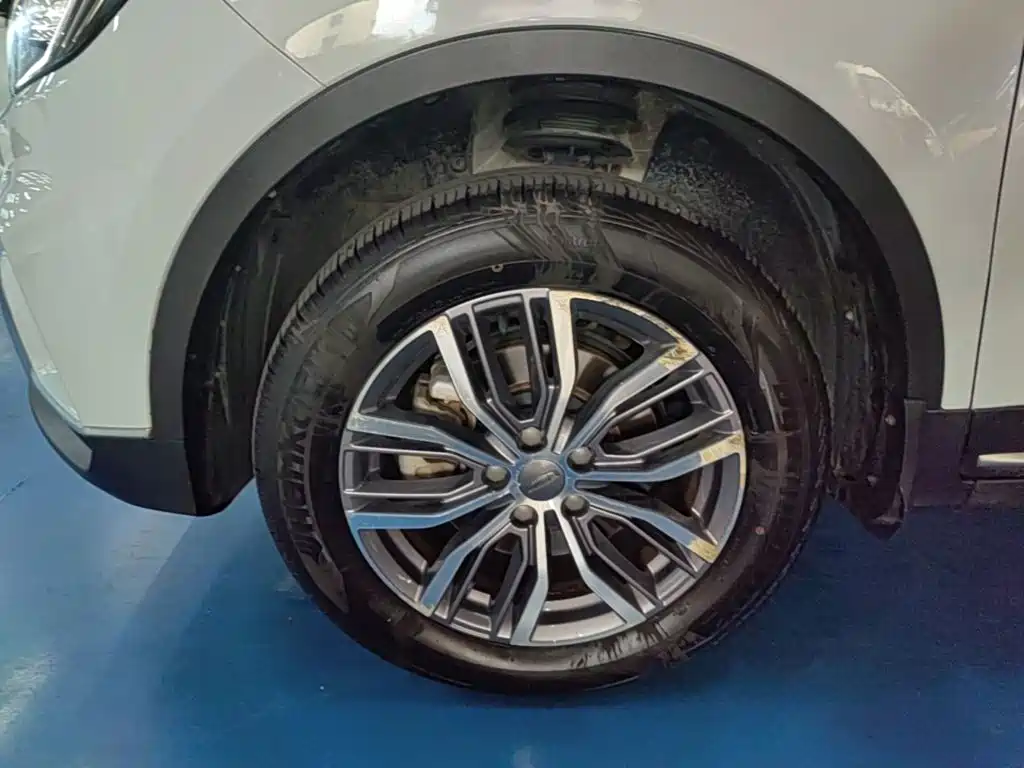 Geely Boyue — миниатюра 23