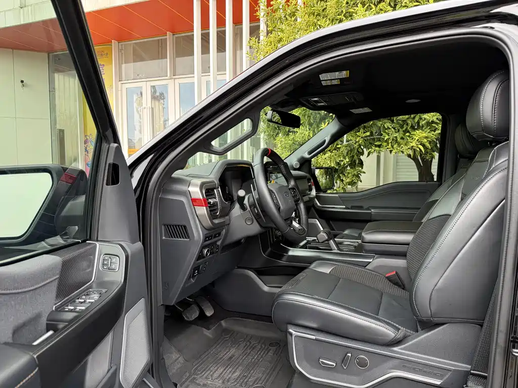Ford F-150 Raptor — миниатюра 7