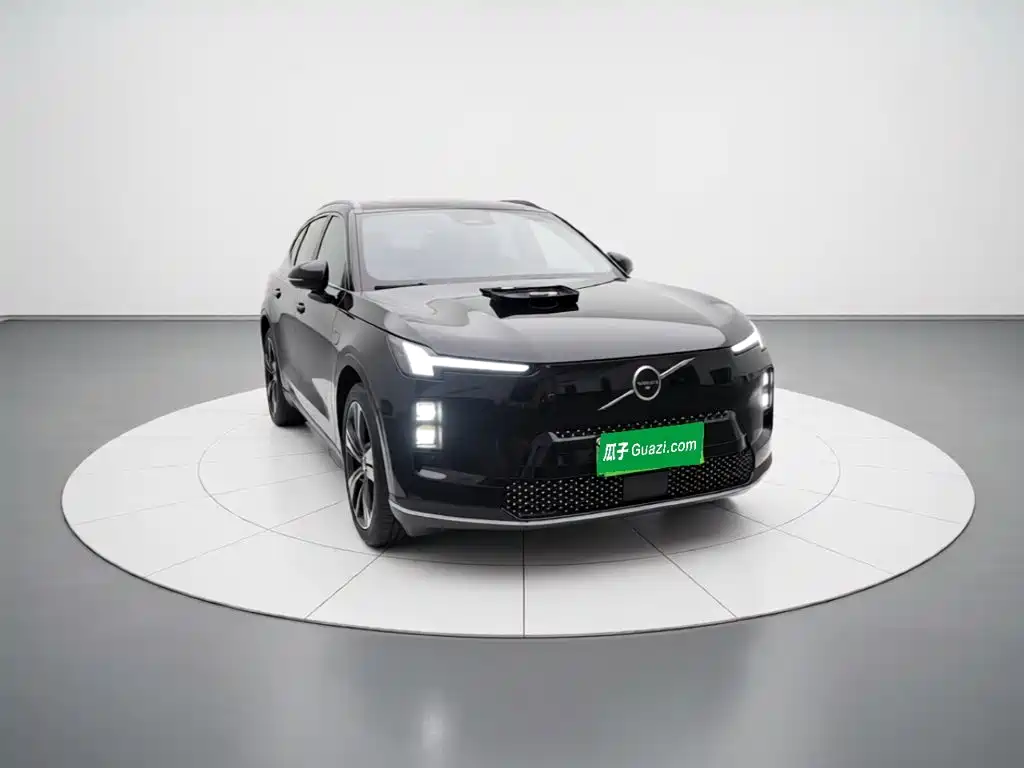 Volvo XC70 PHEV — миниатюра 3
