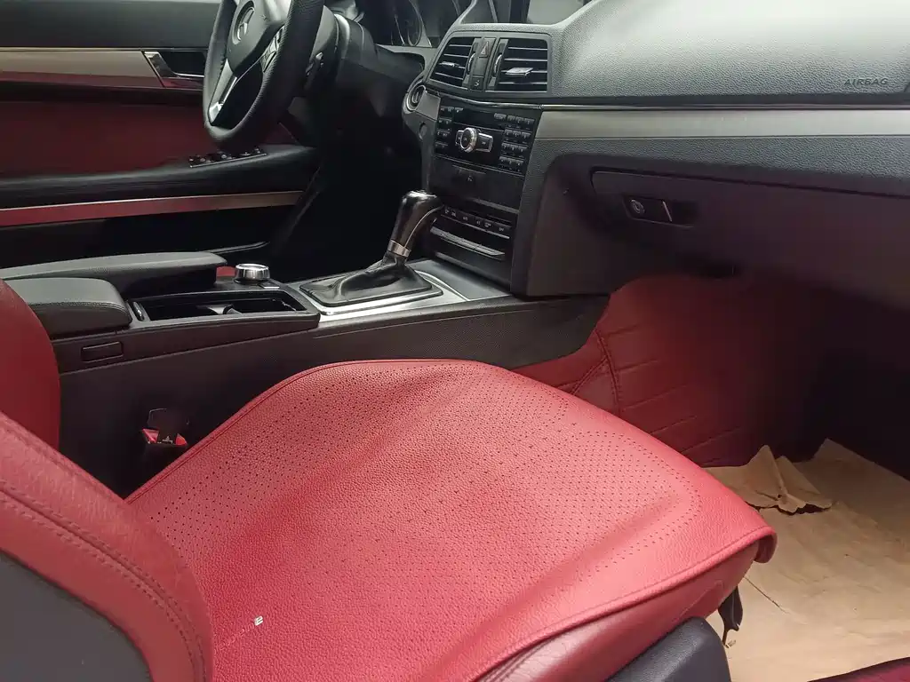 Mercedes-Benz E-Class (Import) — миниатюра 4