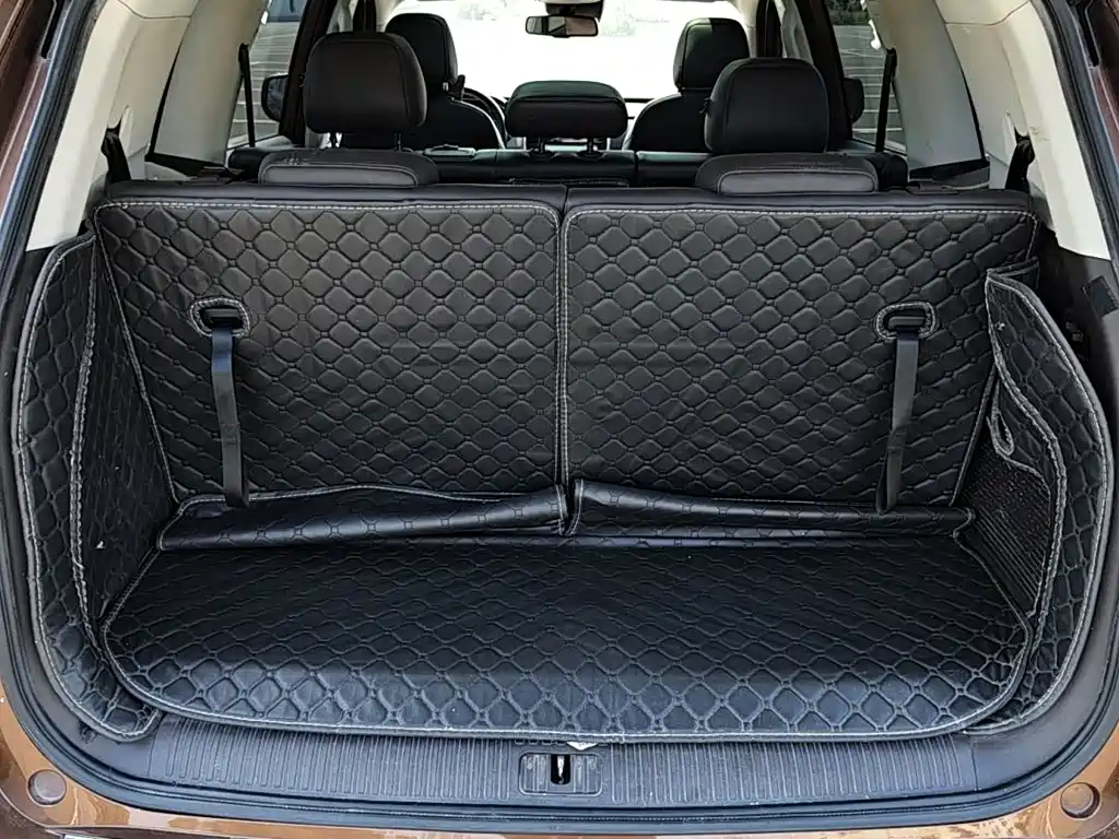 Roewe RX8 — миниатюра 19