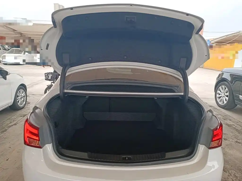 Buick Verano — миниатюра 19