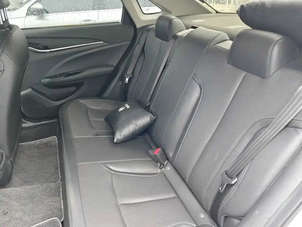 Buick Excelle — миниатюра 18