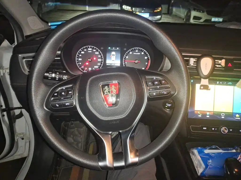 Roewe i5 — миниатюра 6