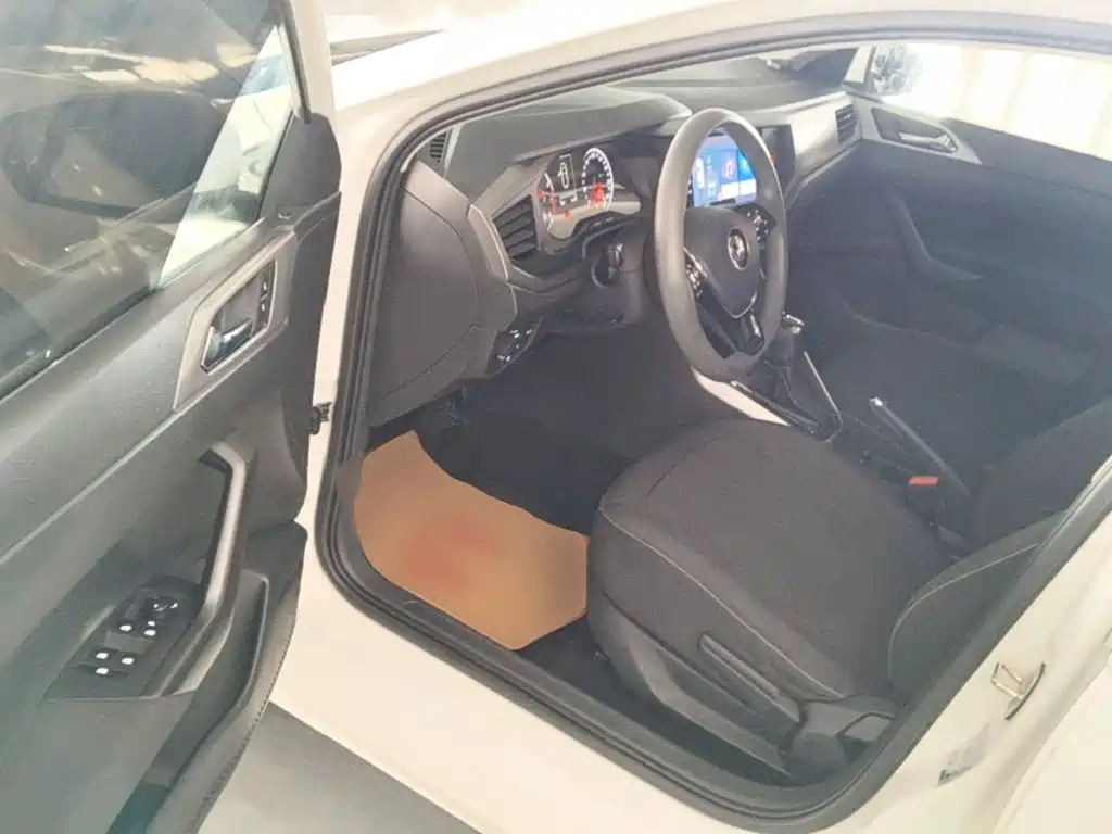 Volkswagen Polo — миниатюра 16