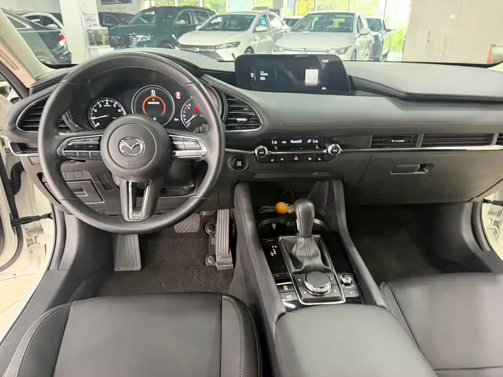Mazda 3 Axela — миниатюра 17