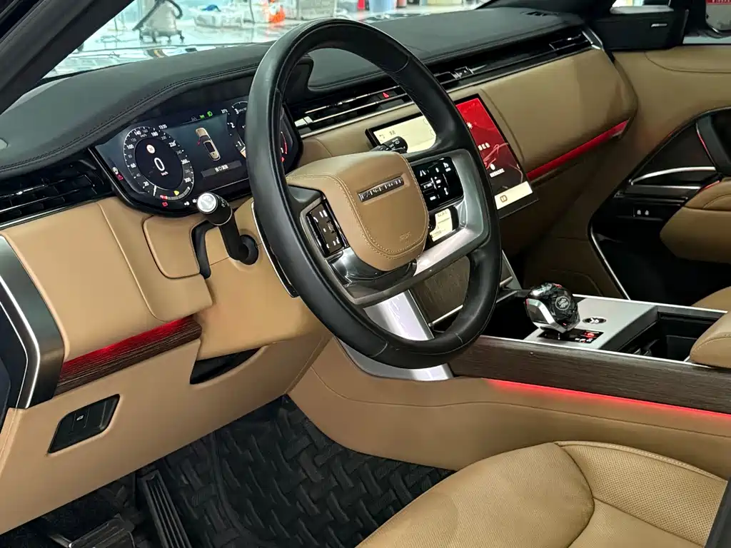 Land Rover Range Rover — миниатюра 3