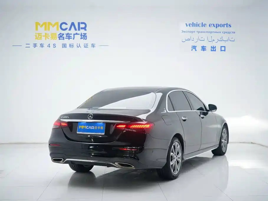 Mercedes-Benz E-Class — миниатюра 3