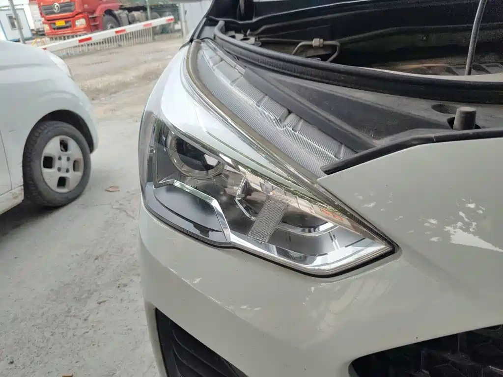 Haval M6 — миниатюра 7