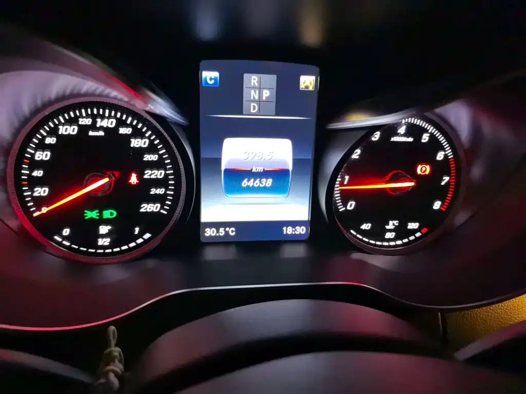Mercedes-Benz GLC 2018 GLC 260 4MATIC Luxury