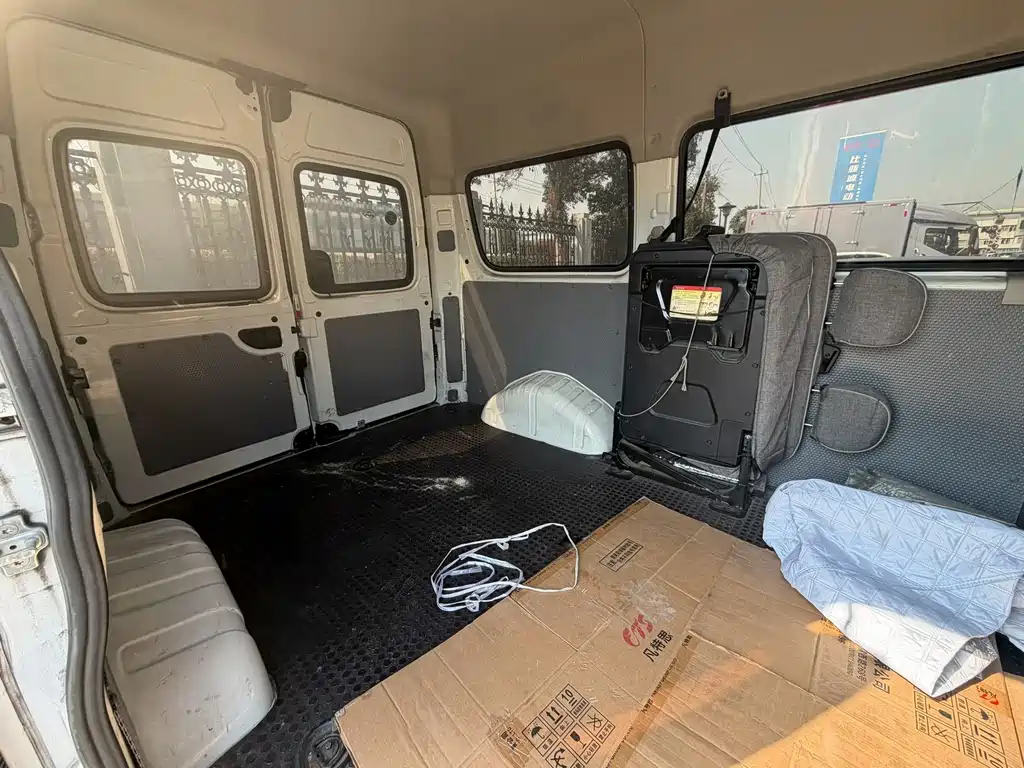 SAIC MAXUS XINTU V80