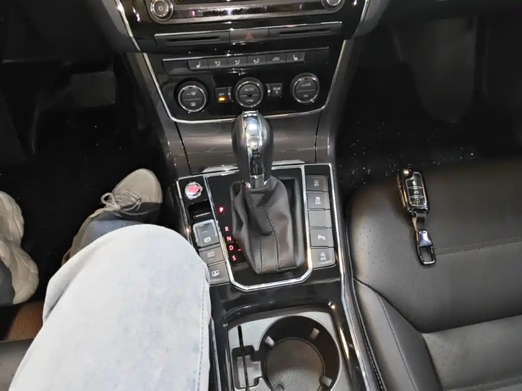 Volkswagen Passat — миниатюра 14