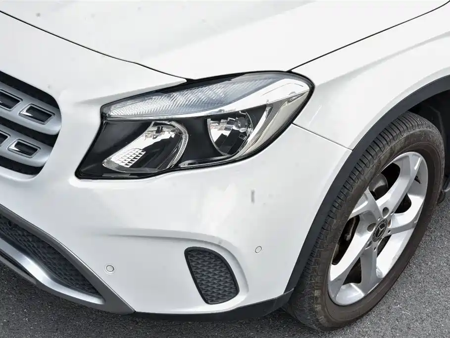 Mercedes-Benz GLA — миниатюра 5