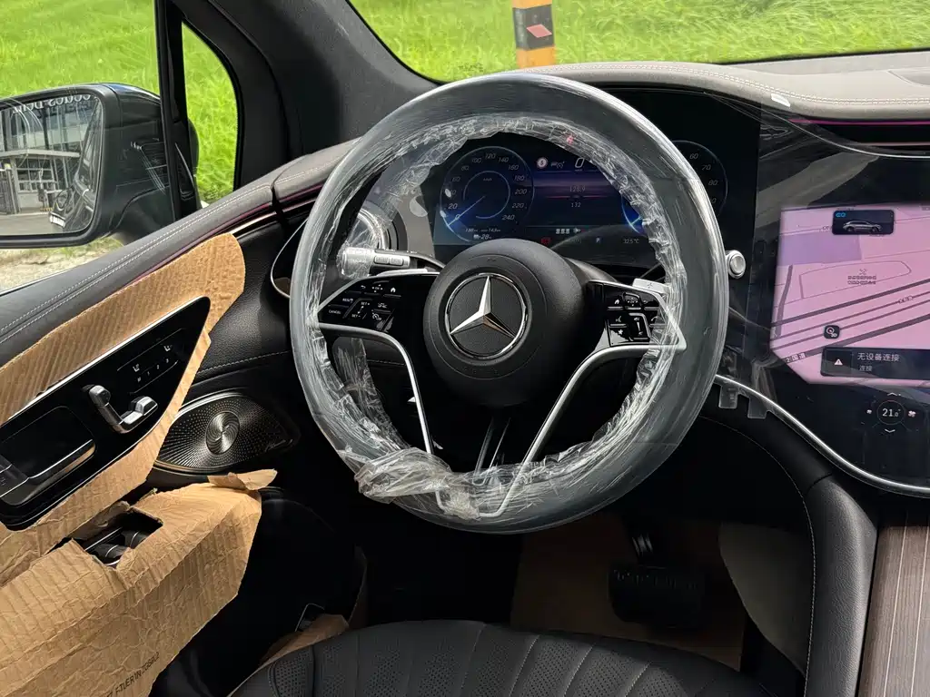 Mercedes-Benz EQS SUV — миниатюра 19