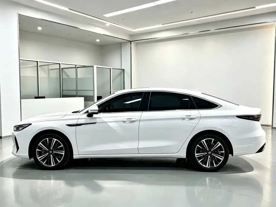Chery Arrizo 8 PRO — миниатюра 3