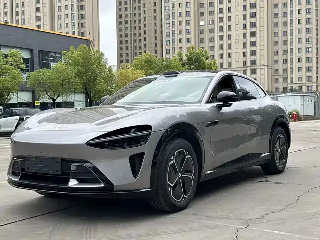 XIAOMI CAR XIAOMI YU7 2025