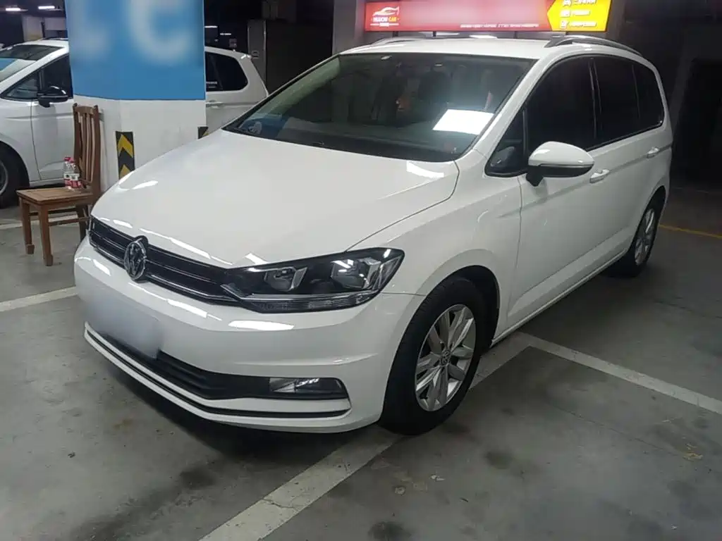 Volkswagen Touran — миниатюра 2