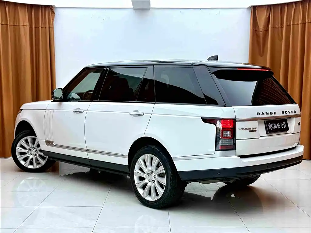 Land Rover Range Rover — миниатюра 6