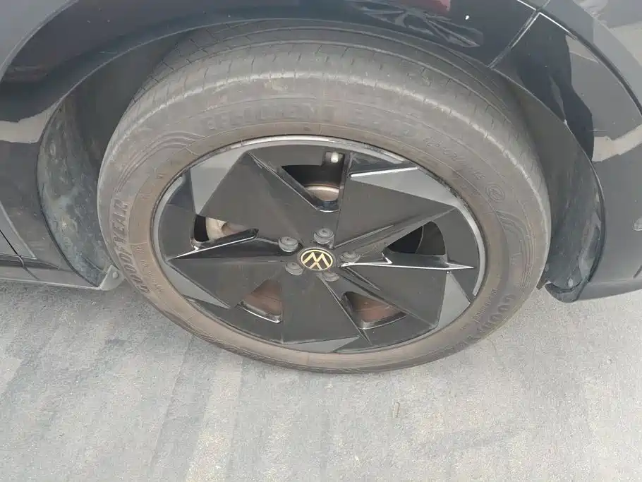 Volkswagen 06 2024 Ultra