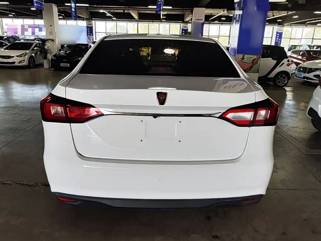 Roewe 360 — миниатюра 6