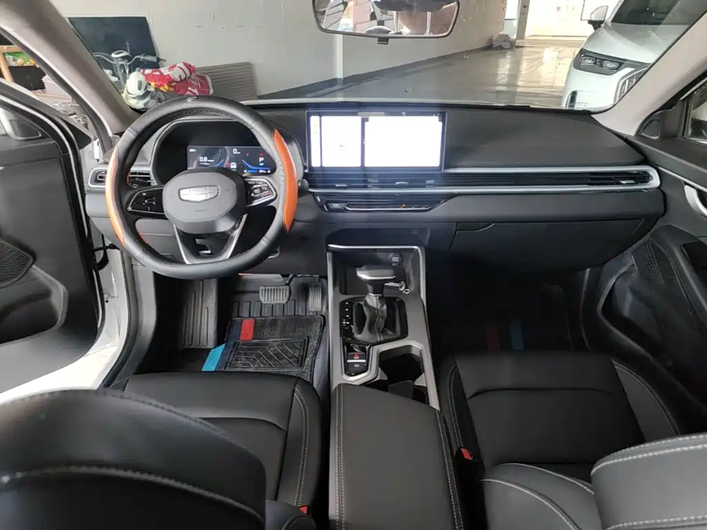 Geely Emgrand — миниатюра 10