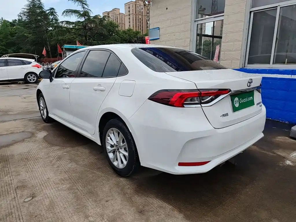 Toyota Corolla — миниатюра 5
