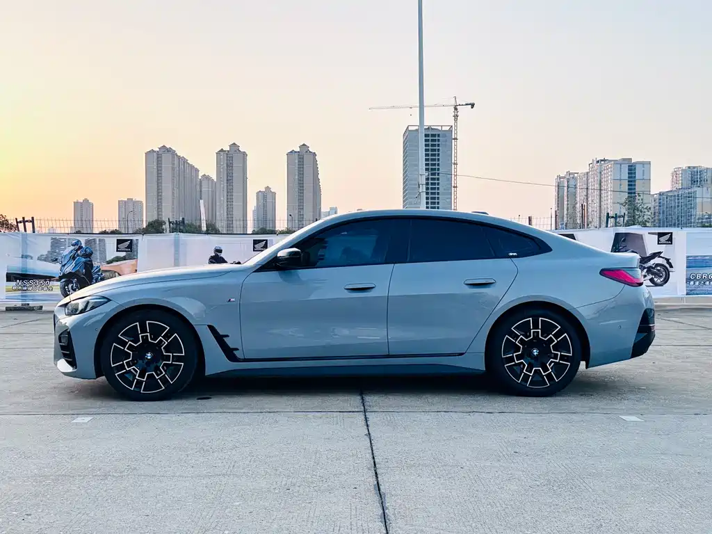 BMW 4 Series — миниатюра 4