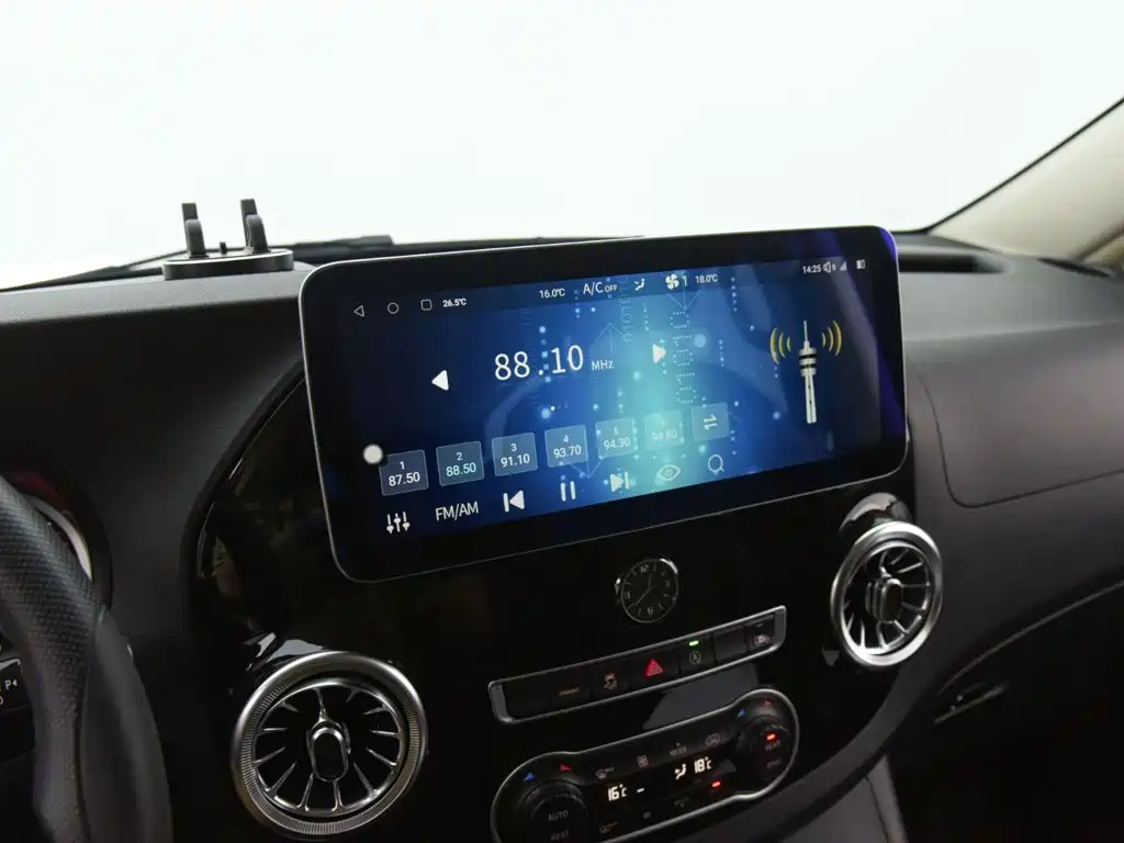 Mercedes-Benz Vito — миниатюра 12