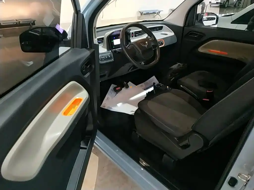 Wuling MINIEV — миниатюра 16