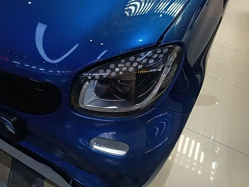 smart Smart Fortwo — миниатюра 24