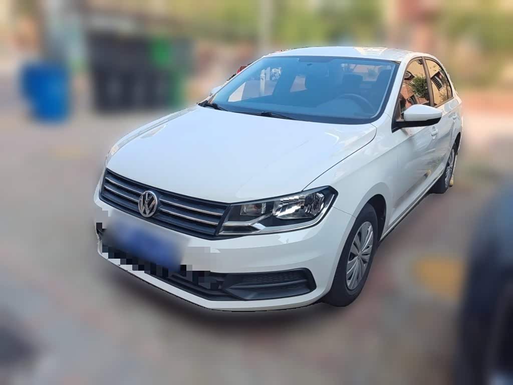 Volkswagen Santana 1.5 л 2021 г. Белый, пробег 29600 км