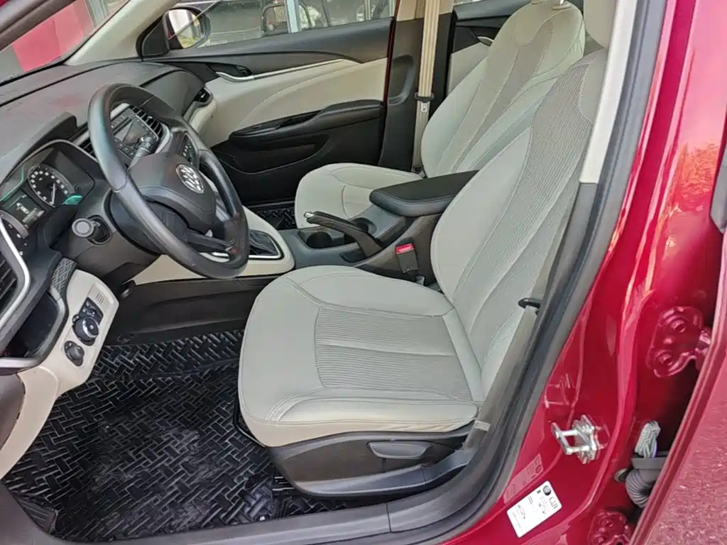 Buick Excelle — миниатюра 15