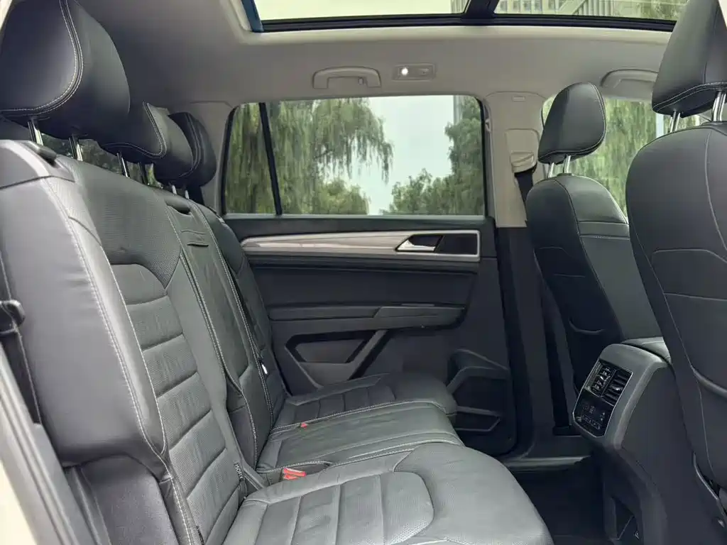 Volkswagen Teramont — миниатюра 10