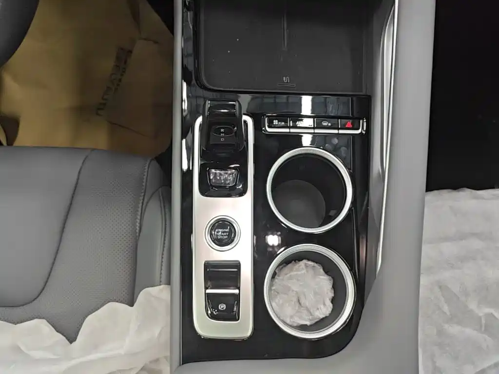 Geely Boyue — миниатюра 14