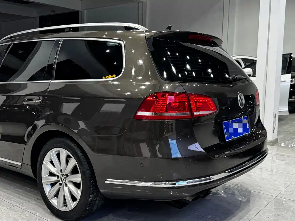 Volkswagen Magotan (Import) — миниатюра 12