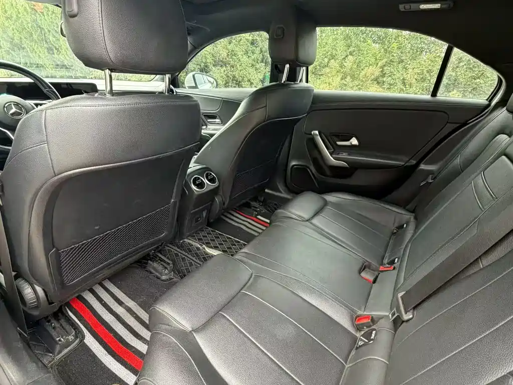 Mercedes-Benz A-Class — миниатюра 8