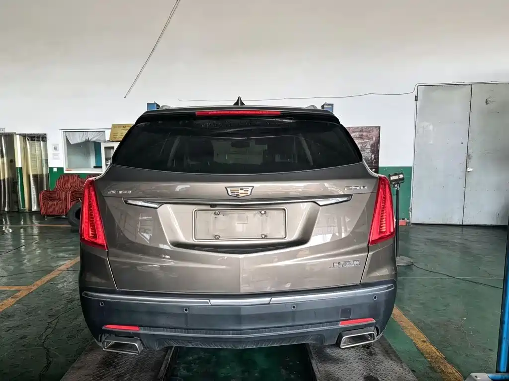Cadillac XT5 — миниатюра 5