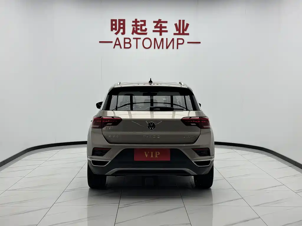 Volkswagen T-Roc — миниатюра 10