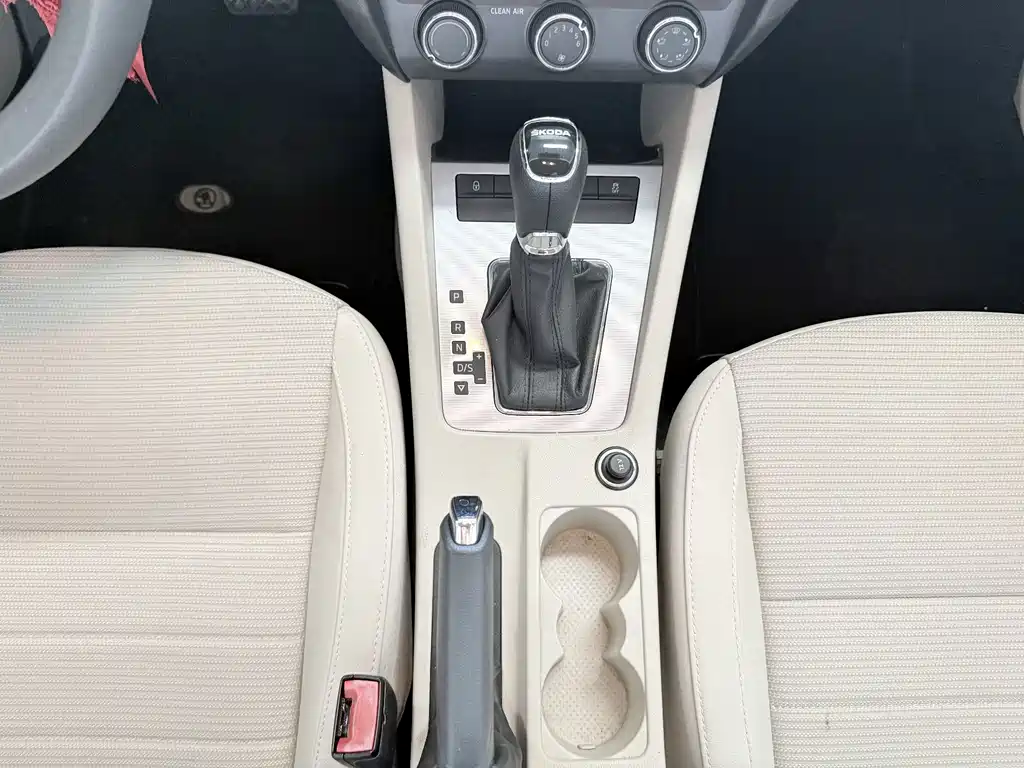 Skoda Octavia — миниатюра 15
