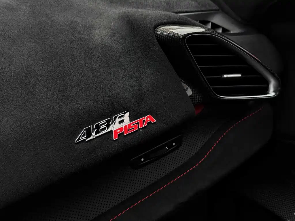 Ferrari 488 2018 488 Pista
