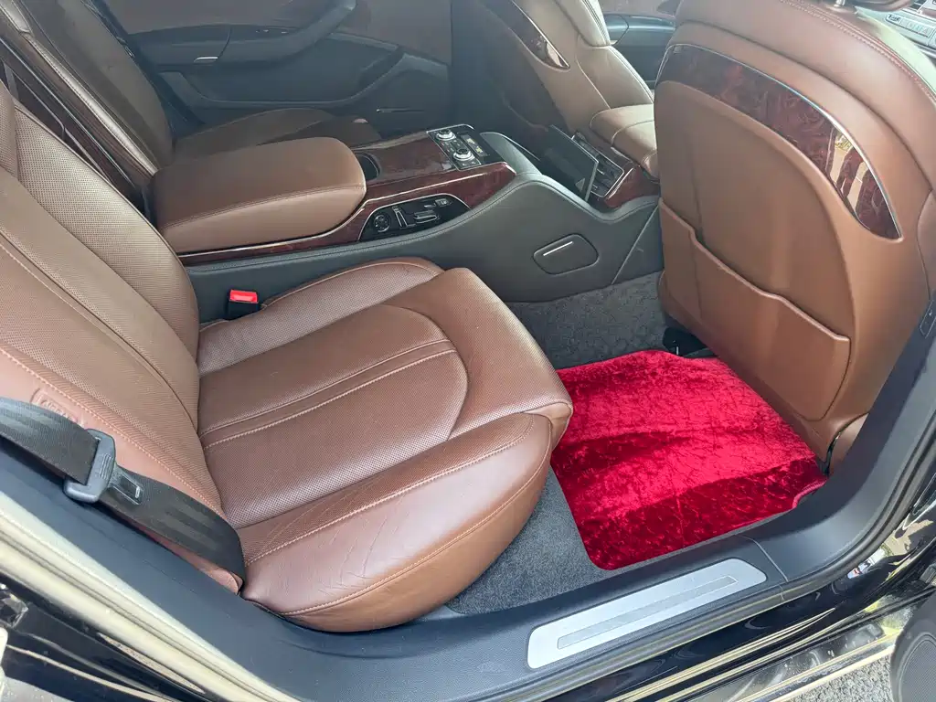 Audi A8 — фотографии объявления, Фото 13