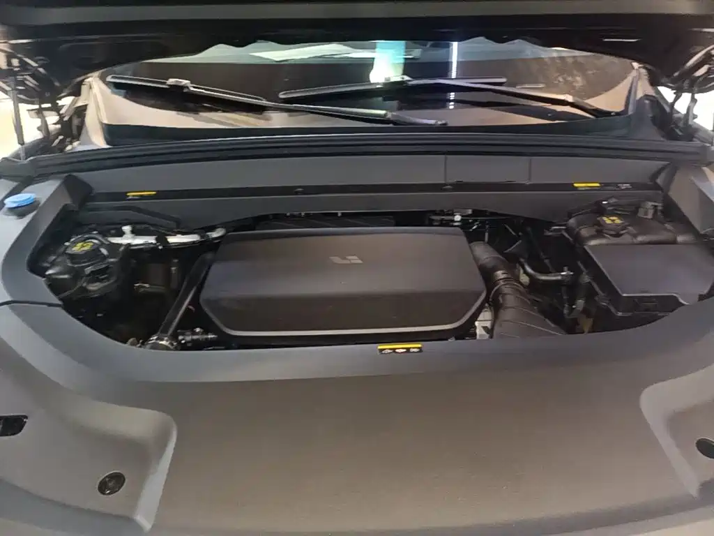 Li Auto Li L8 — миниатюра 20